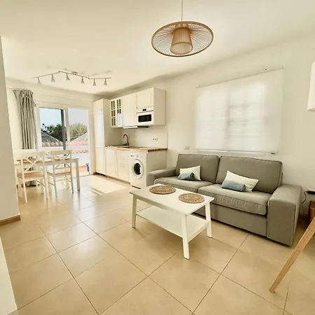 Апартаменты Hoplaco Apartament, Almost On The